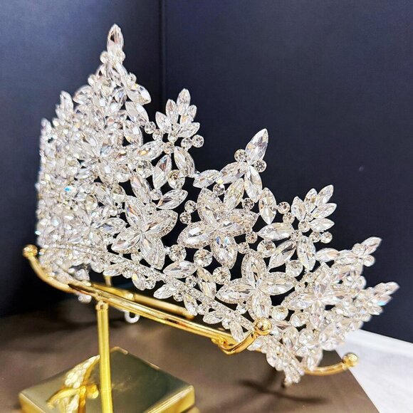 Quinceanera Crown, Crystal Crown, Crystal Bridal Tiara, Silver Wedding Crown - Picture 3 of 9